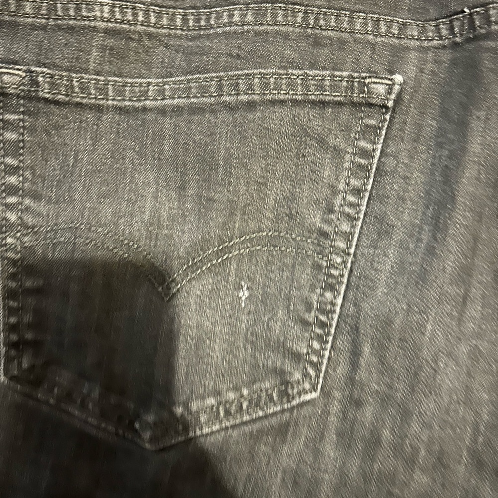 Vintage Levi's 569 Loose Straight Jeans - Picture 4 of 8